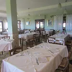 Opera' Hotel