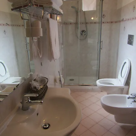 Opera' Hotel Moscufo