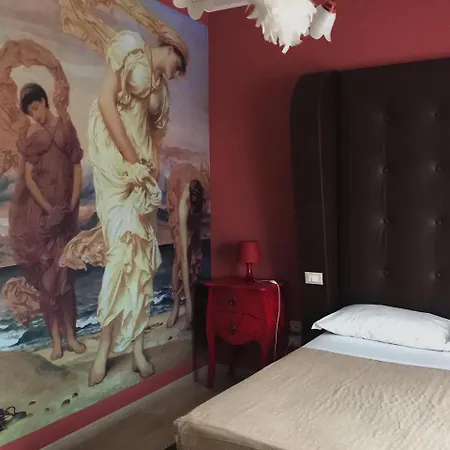 Opera' Otel