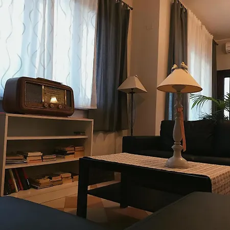 Opera' Hotel 3*