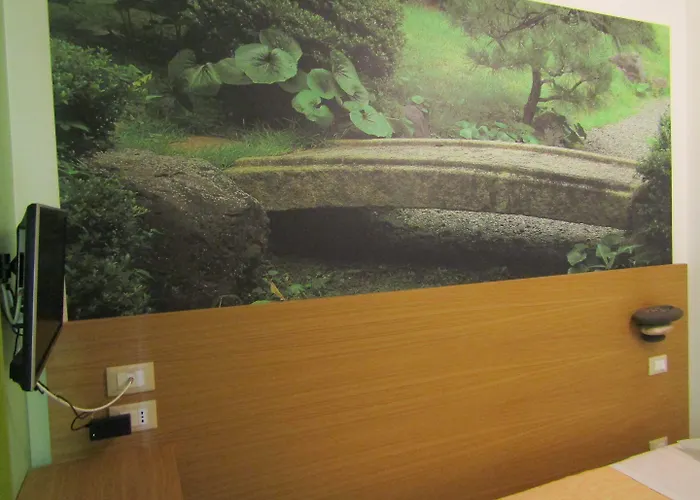 Opera' Отель 3*